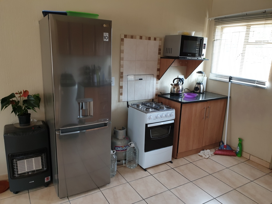 To Let 2 Bedroom Property for Rent in Doringkruin North West
